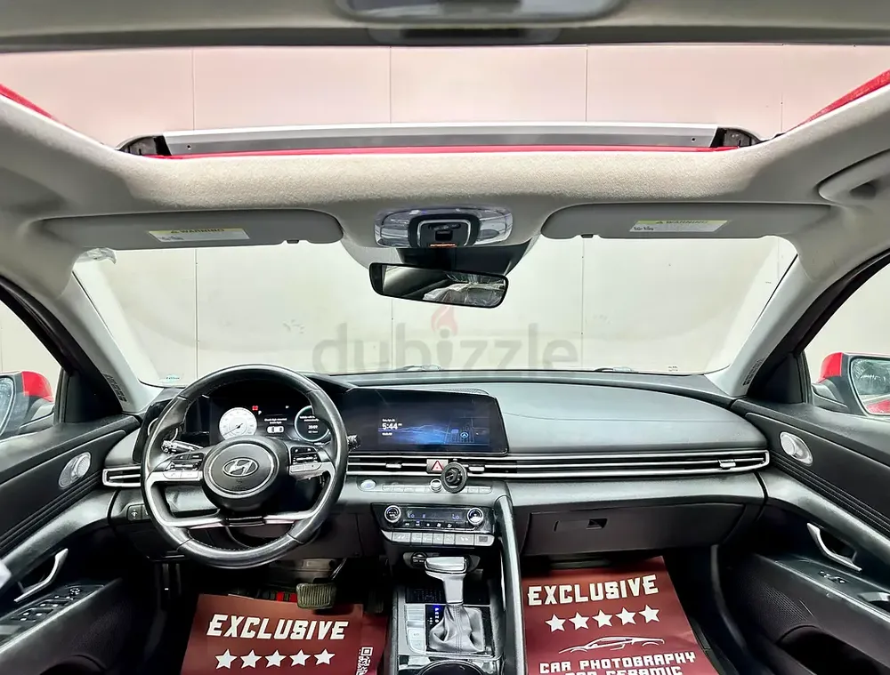 Hyundai Elantra Hybrid 2023 – Full Option | Super Fuel Efficient | Excellent Condition - Image 4