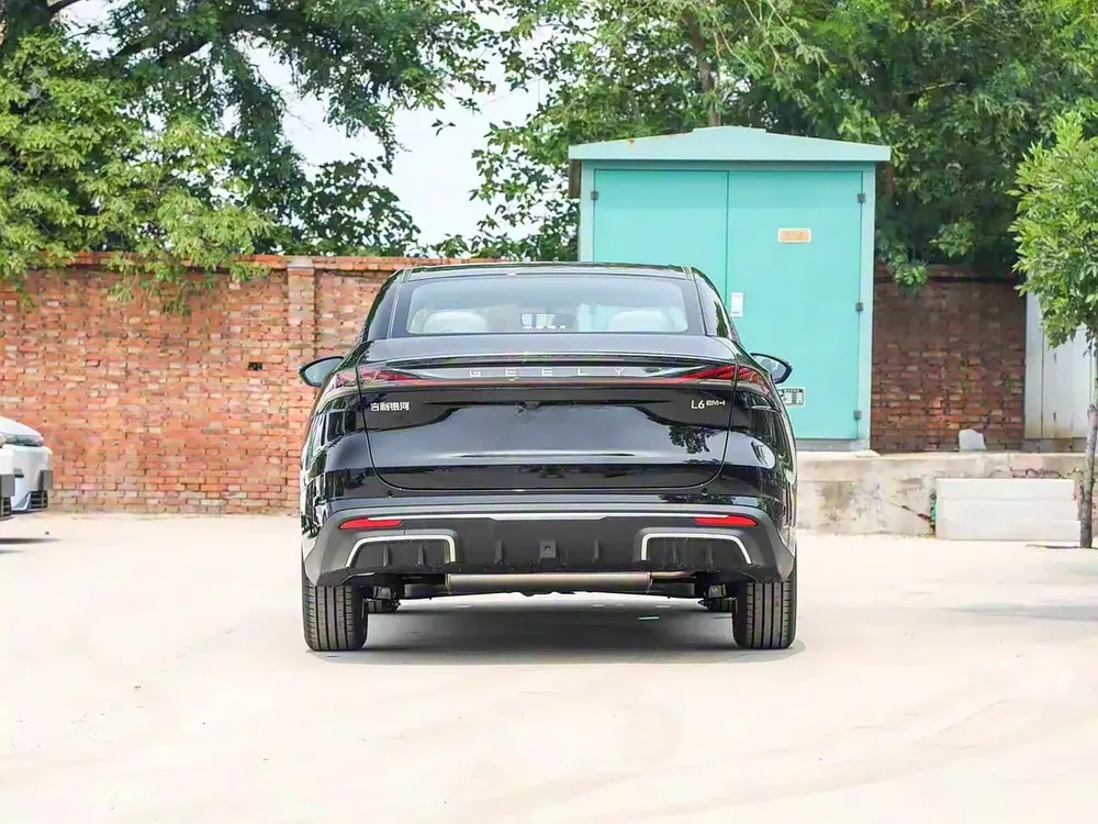 Geely Galaxy L6 EM-i 60km Launch Edition - Image 6