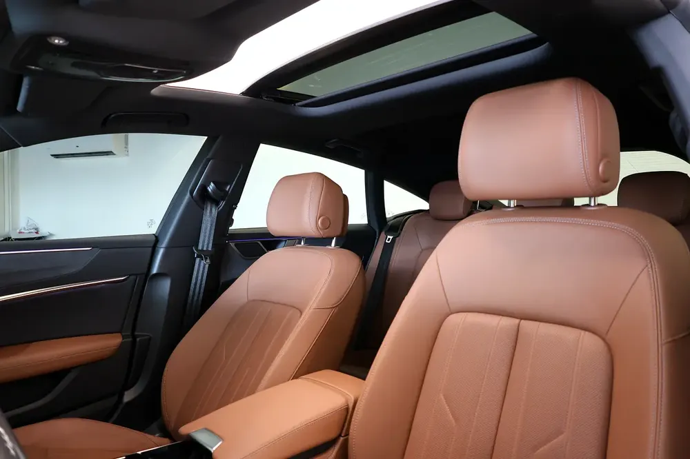 Audi A7 S-Line quattro 2025 GCC Specs-8000KM-UNDER WARRANTY  SERVICE-BRAND NEW - Image 10