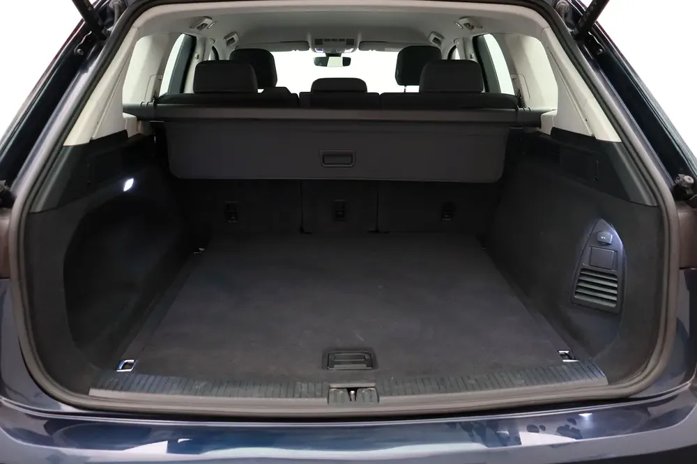 VOLKSWAGEN TOUAREG 3.0 L TREND (3258605) - Image 20
