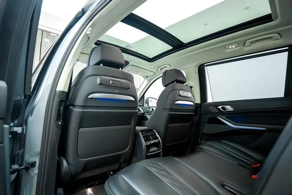 BMW X7 X drive 40i / 2023 / GCC / GOOD CONDITION - Image 13