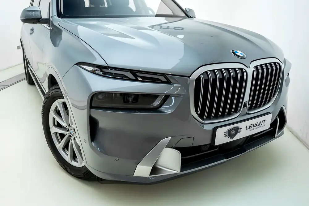 BMW X7 X drive 40i / 2023 / GCC / GOOD CONDITION - Image 15