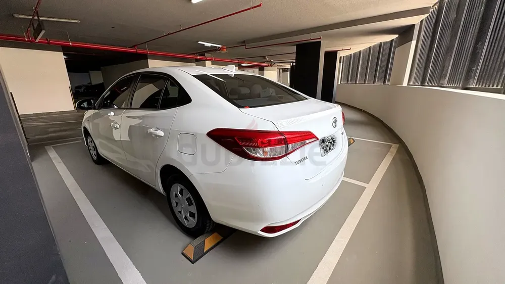 Toyota Yaris E 2021 | GCC Specs | Reliable  Fuel Efficient - Image 12