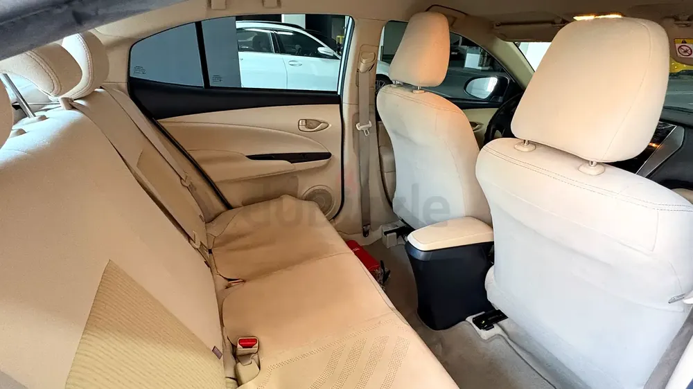Toyota Yaris E 2021 | GCC Specs | Reliable  Fuel Efficient - Image 6