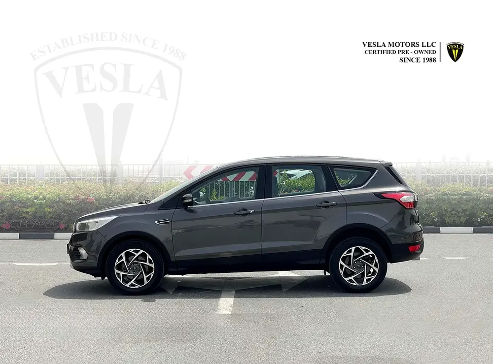 UNLIMITED MILEAGE WARRANTY / LEATHER SEATS + ALLOY WHEELS + NAVIGATION + CRUISE CONTROL + KEYLESS - Image 4