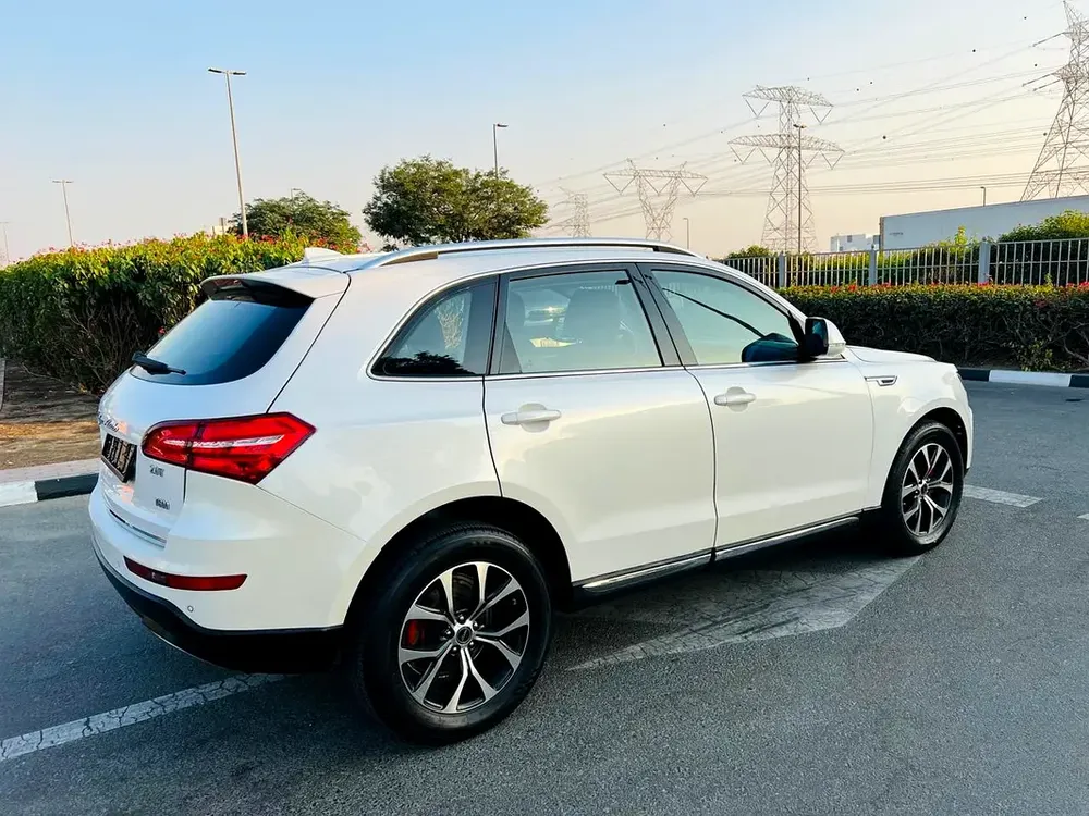 ZOTYE T600S FULL OPTION GCC SPECS SINGLE OWNER ORIGINAL PAINT FULL SERVICE HISTORY AVAILABLE - Image 6