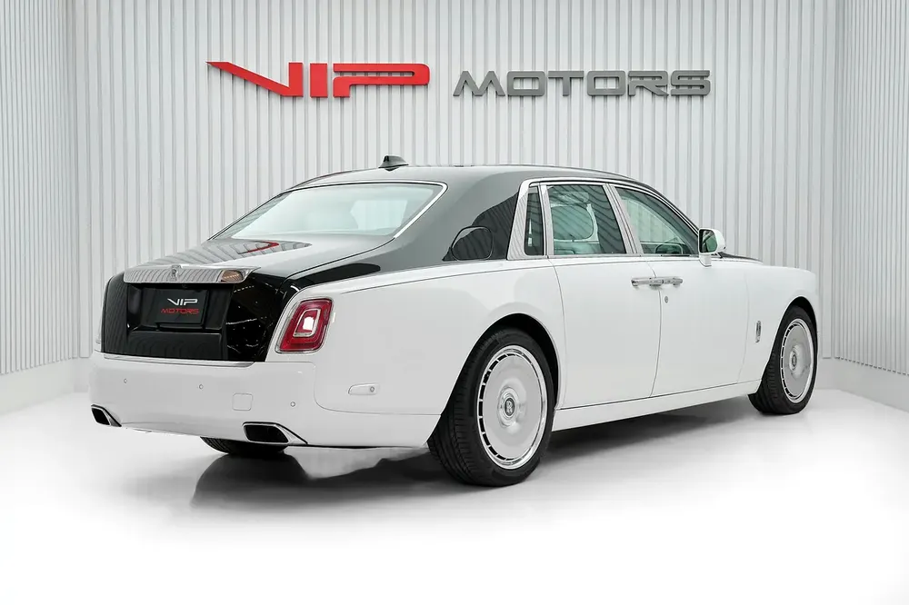 ROLLS ROYCE PHANTOM, 2023, FULLY LOADED, EXCELLENT CONDITION - Image 4