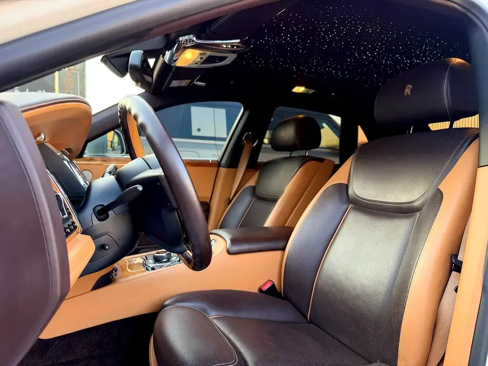 ROLLS-ROYCE GHOST-GCC-FULL SERVICE HISTORY - Image 18