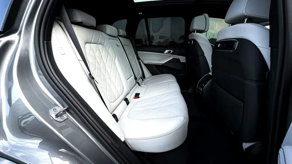 2025 BMW X5 sDrive40i | Warranty | Low Milelage | M- Package - Image 15