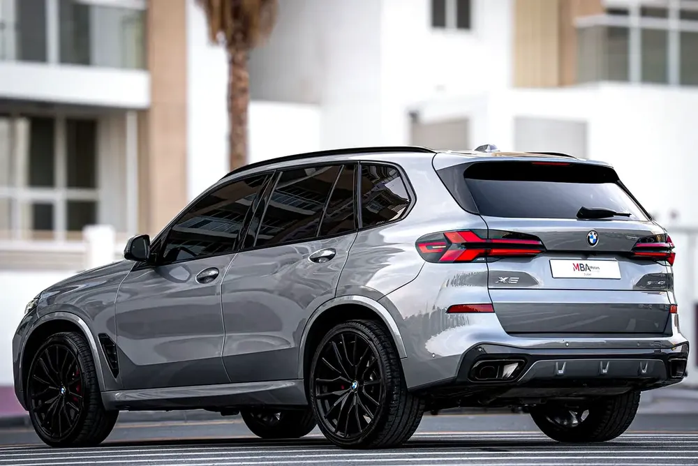 2025 BMW X5 sDrive40i | Warranty | Low Milelage | M- Package - Image 6