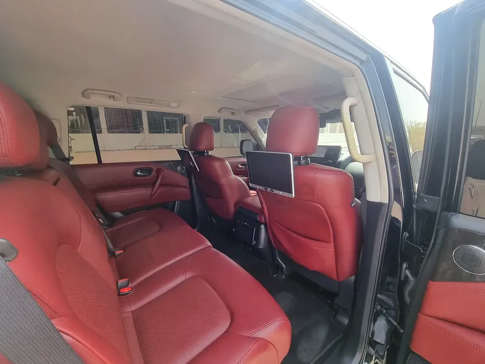 NISSAN PATROL LE TITANIUM V8 | FULL OPTION | FULL SERVICE HISTORY | UNDER WARRANTY | - Image 5