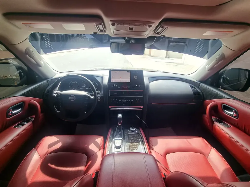 NISSAN PATROL LE TITANIUM V8 | FULL OPTION | FULL SERVICE HISTORY | UNDER WARRANTY | - Image 7