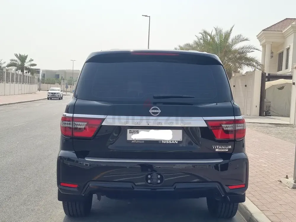 NISSAN PATROL LE TITANIUM V8 | FULL OPTION | FULL SERVICE HISTORY | UNDER WARRANTY | - Image 9