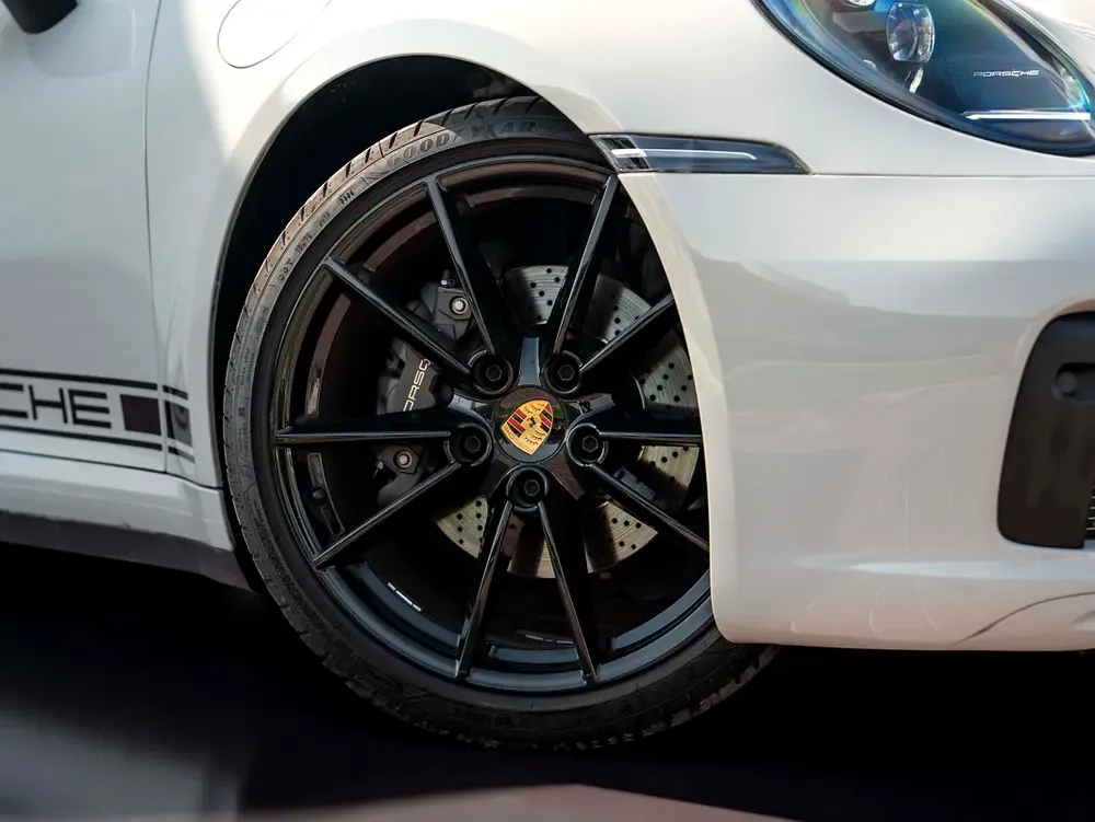 0% DOWN PAYMENT | THE MAY ADVANTAGE | PORSCHE 911 (992.2) | WARRANTY - Image 7