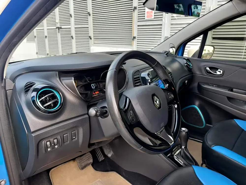 Well-Maintained 2015 Renault Captur | European Specs - Image 8