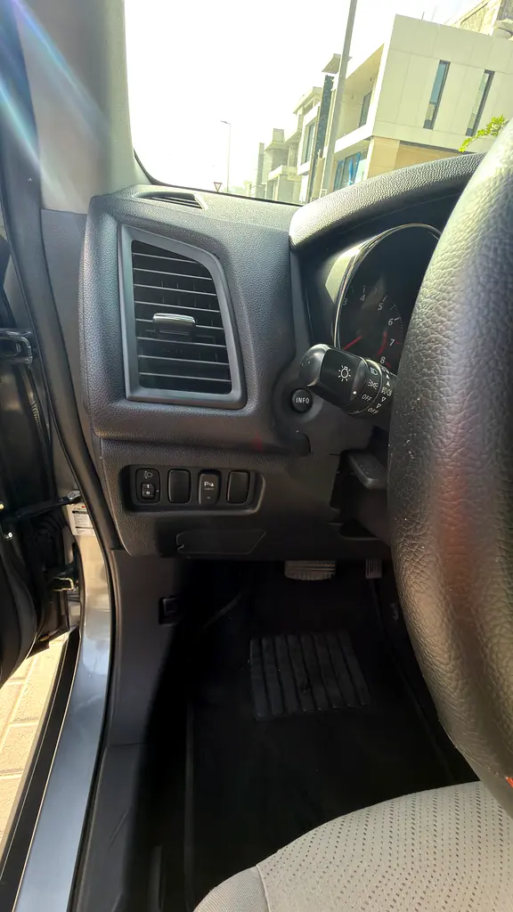 Mitsubishi ASX 2013 GCC | Original Paint | No Accident | Excellent Condition - Image 11