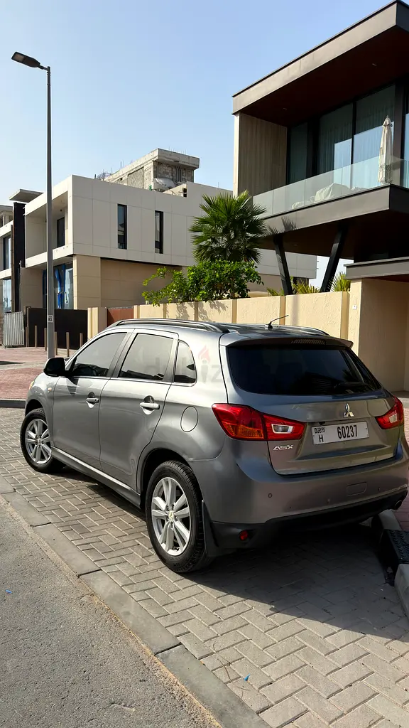 Mitsubishi ASX 2013 GCC | Original Paint | No Accident | Excellent Condition - Image 5
