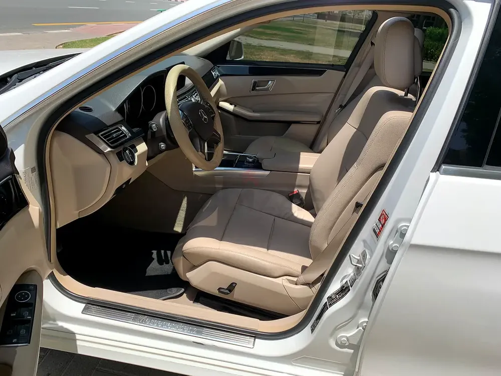 2016 Mercedes-Benz E200 - Image 19