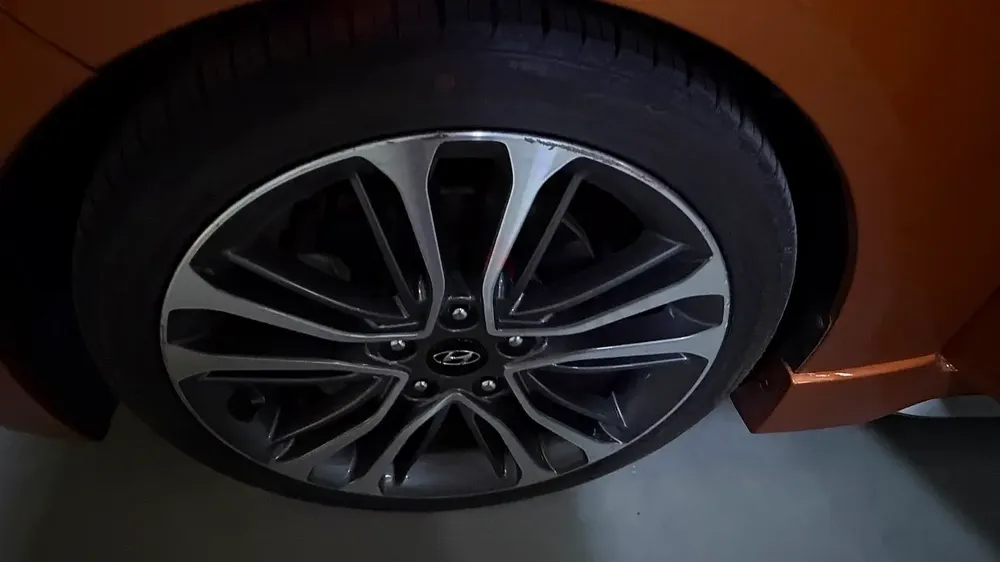 2016 Hyundai Veloster Turbo – Lady Driven – First Owner UAE - Image 12