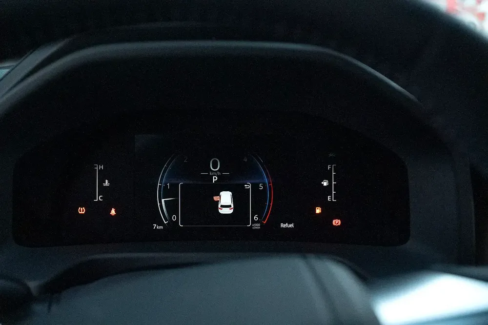 TOYOTA LANDCRUISER GXR DIESEL 3.3 MODEL 2026 GCC - Image 18