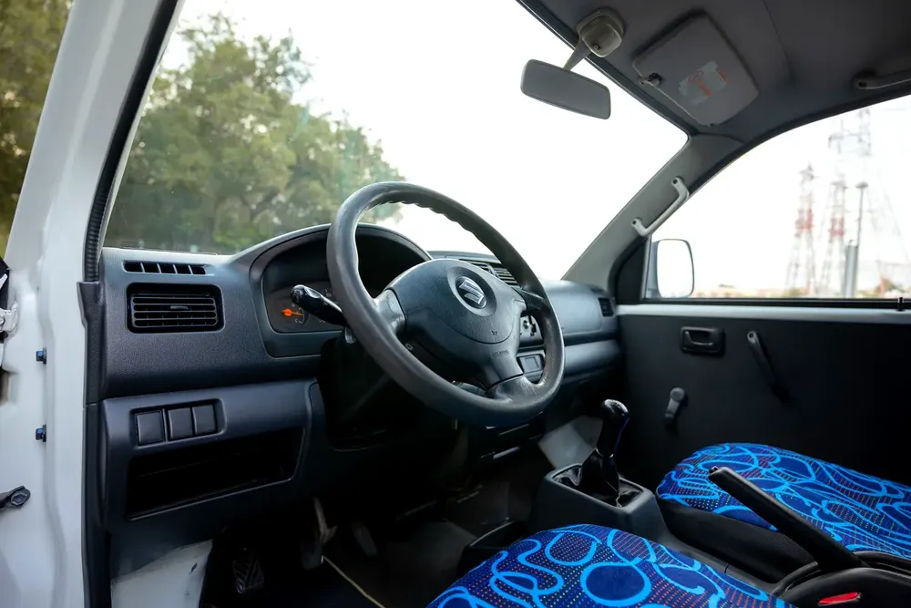 Suzuki AVP | 8-Seater Van | Manual | GCC Specs | Ref#S00646 - Image 14