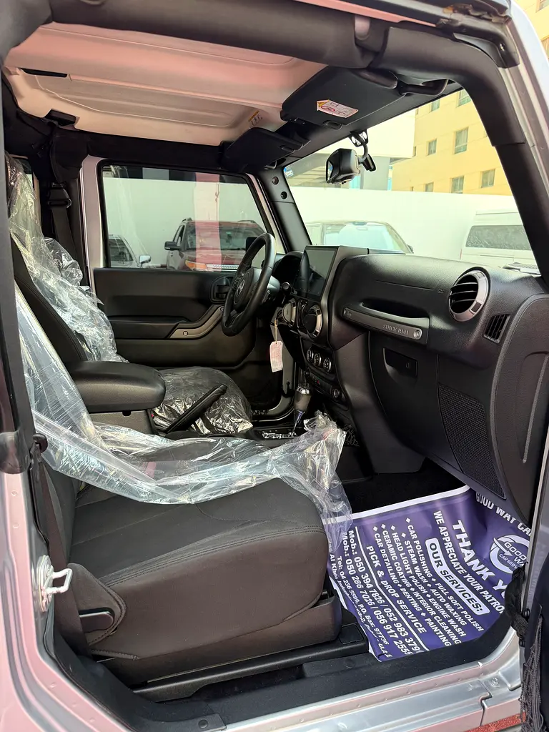 Jeep Wrangler Sport 2015 | GCC Specs | Well Maintained - Image 18