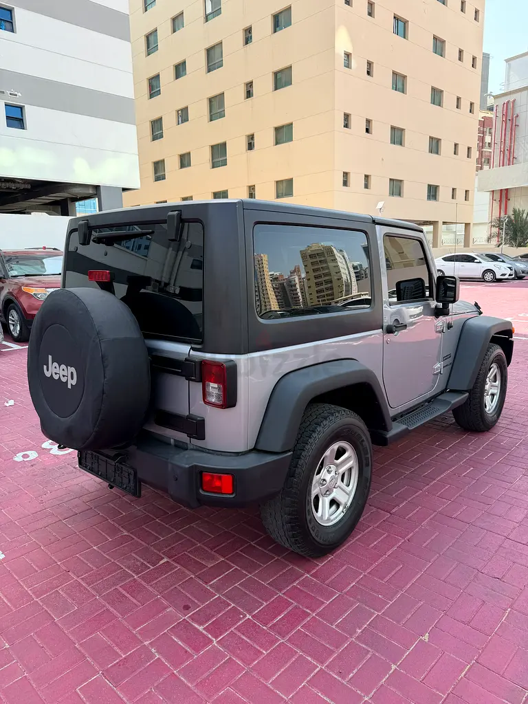 Jeep Wrangler Sport 2015 | GCC Specs | Well Maintained - Image 6