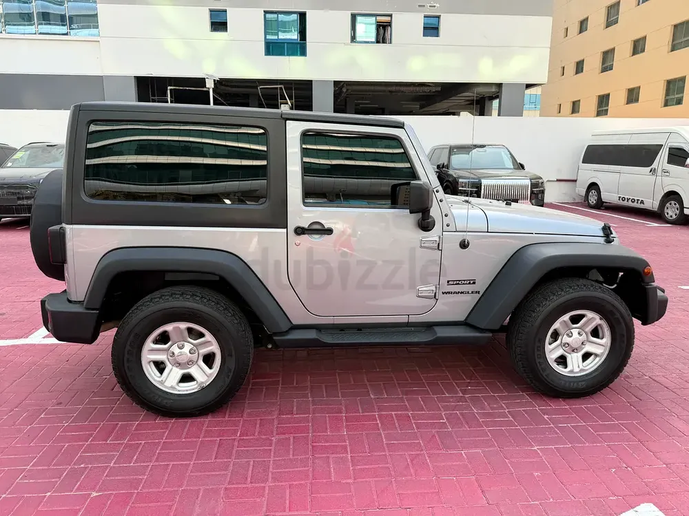 Jeep Wrangler Sport 2015 | GCC Specs | Well Maintained - Image 7