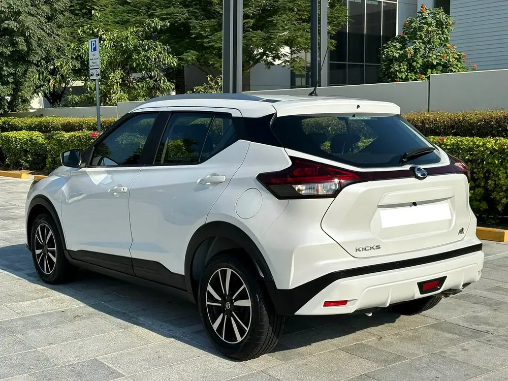 Nissan Kicks 1.6L SUV 2021 Model GCC Spec Fully Original Single Owner Used Car For Sale - Image 10