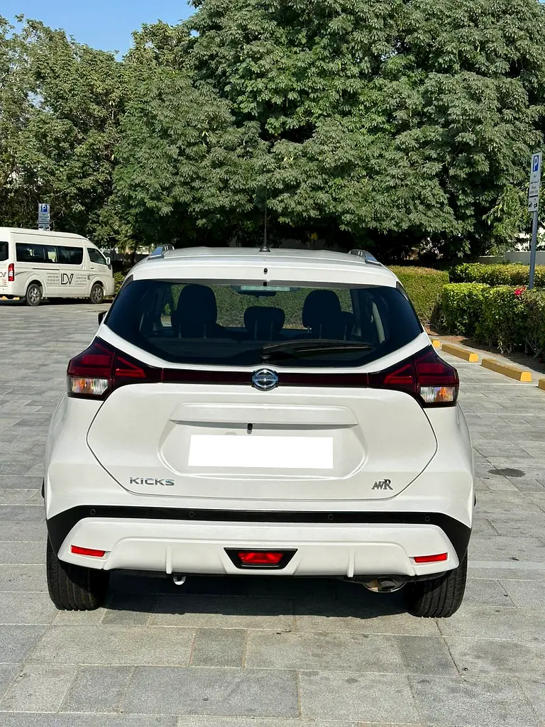 Nissan Kicks 1.6L SUV 2021 Model GCC Spec Fully Original Single Owner Used Car For Sale - Image 7