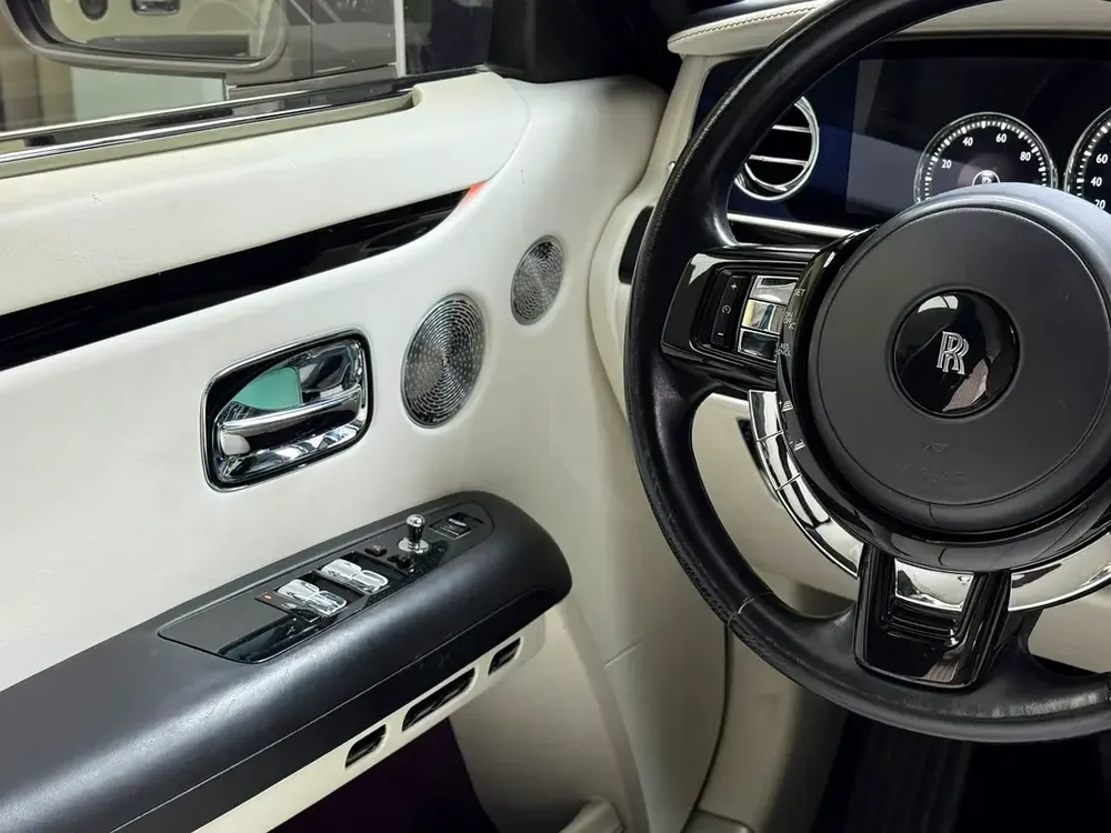 Rolls-Royce Ghost Standard 2022 - European Specs - Image 10