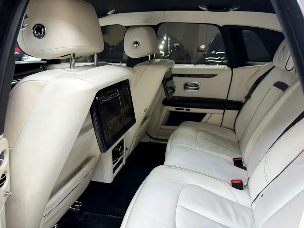 Rolls-Royce Ghost Standard 2022 - European Specs - Image 14