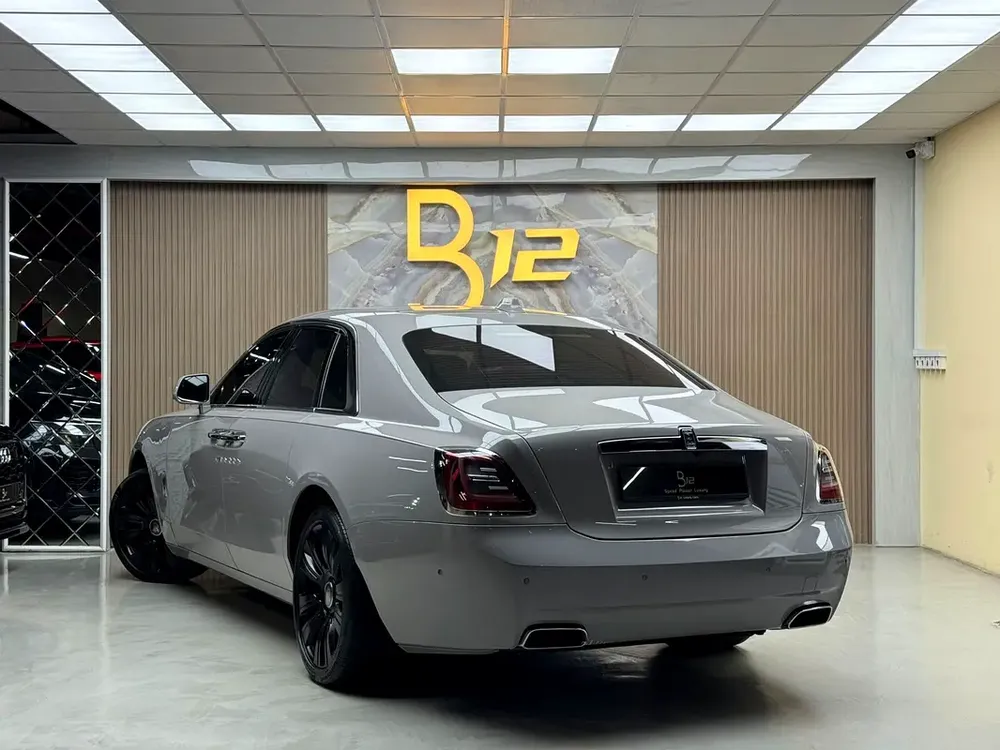 Rolls-Royce Ghost Standard 2022 - European Specs - Image 7