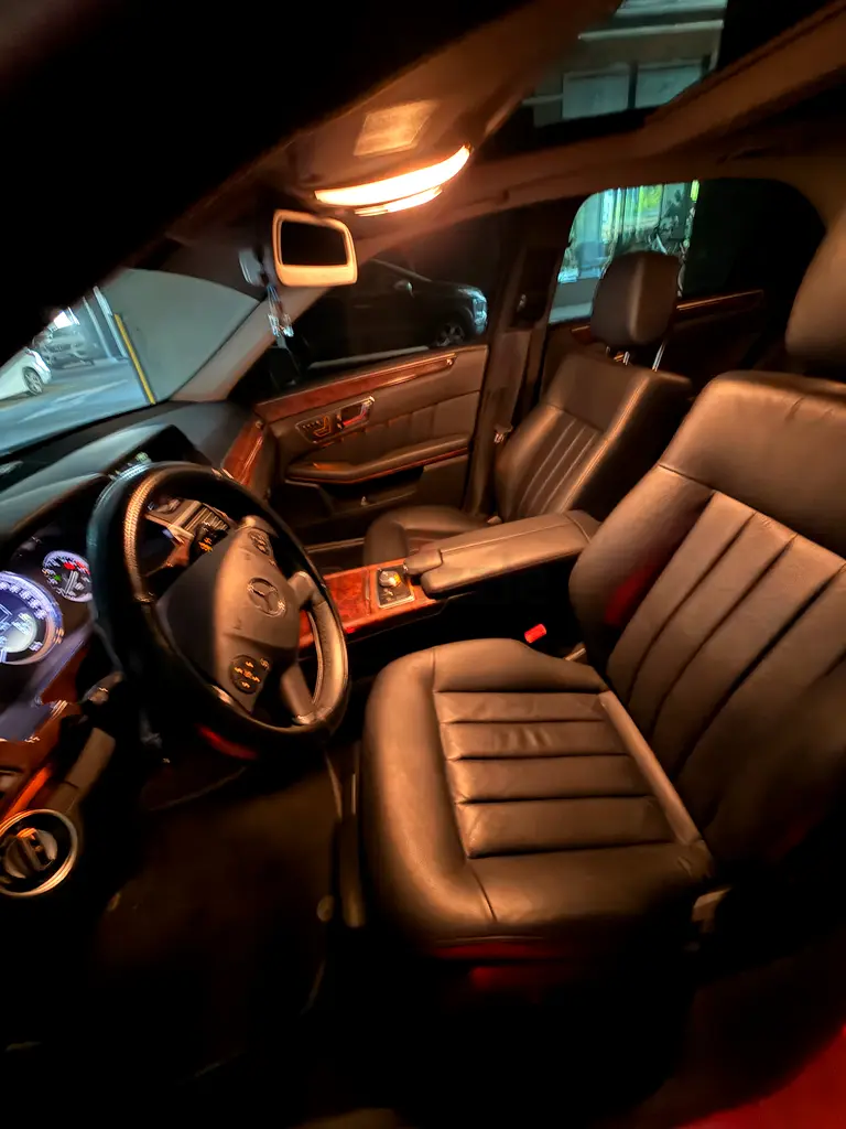 2012 Mercedes-Benz E-Class E 300 | Korean Specs | Immaculate Condition - Image 7