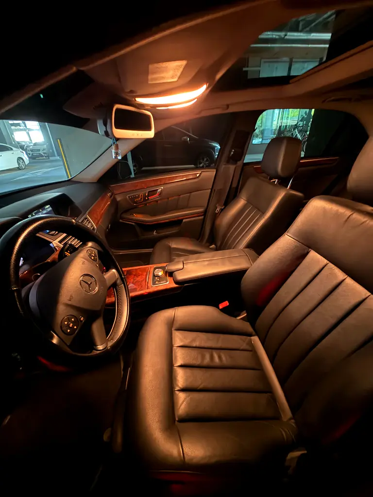 2012 Mercedes-Benz E-Class E 300 | Korean Specs | Immaculate Condition - Image 9