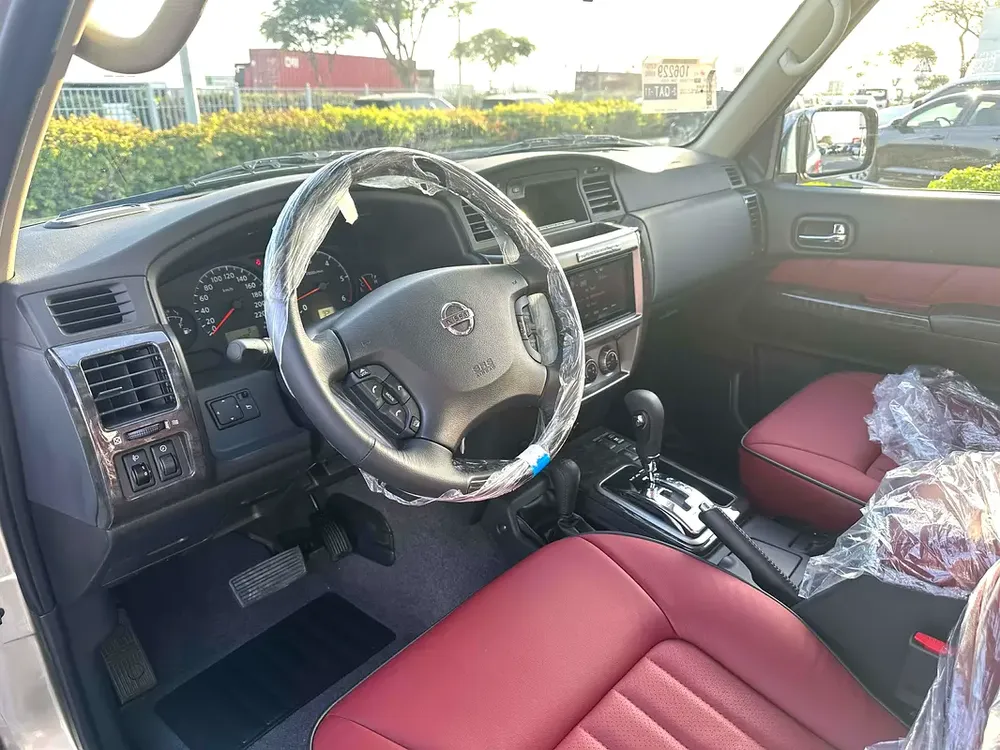 2024 Nissan Patrol Safari Super Safari - GCC Specs - Brand New - Image 4