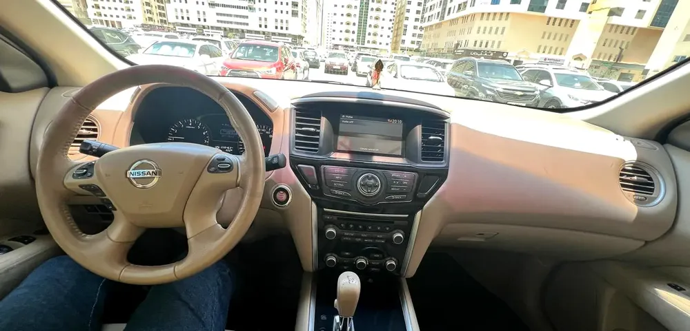 Nissan Pathfinder SV 2014 | GCC Specs | Well Maintained - Image 11
