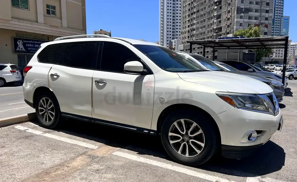 Nissan Pathfinder SV 2014 | GCC Specs | Well Maintained - Image 5