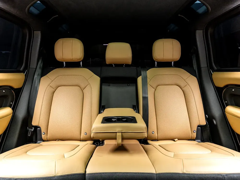 The BEST Ramadan Offer in the UAE - Limited Time 2030 Land Rover Warranty, Full Service History, GCC - Image 18