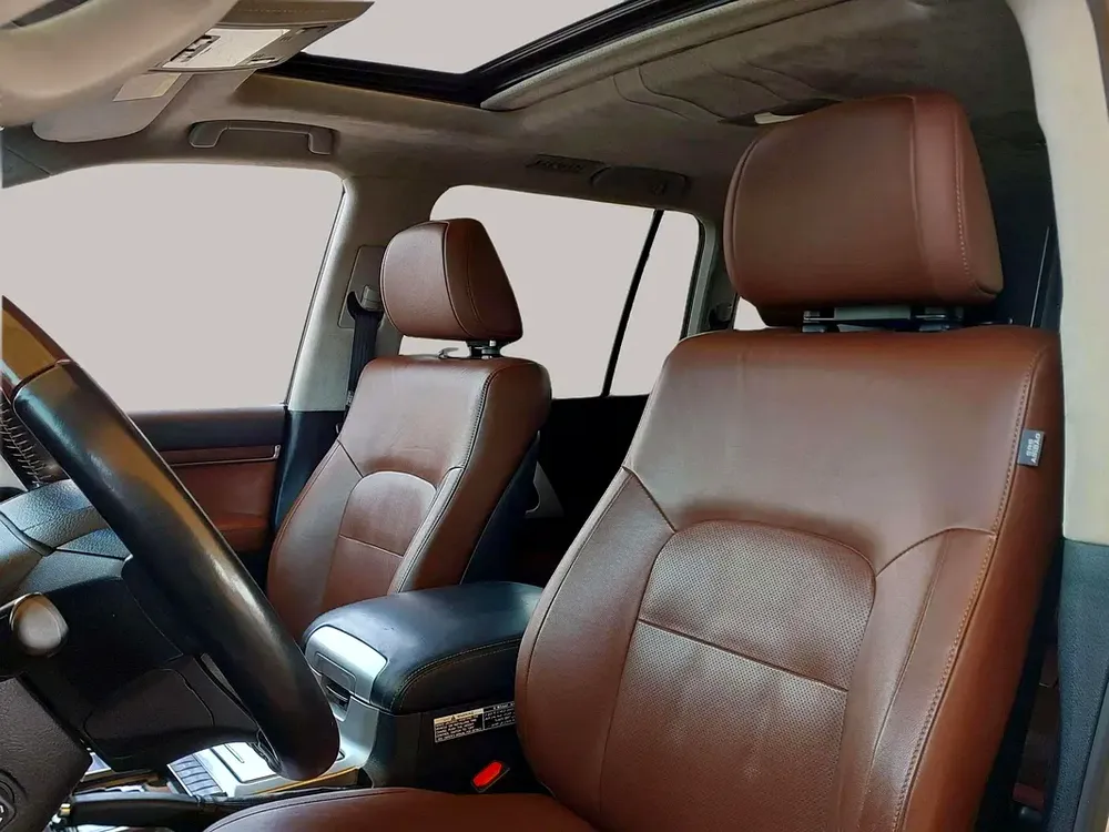 AED 4215/month | 2017 Toyota Land Cruiser  | GCC Specs | Ref#462234 - Image 12