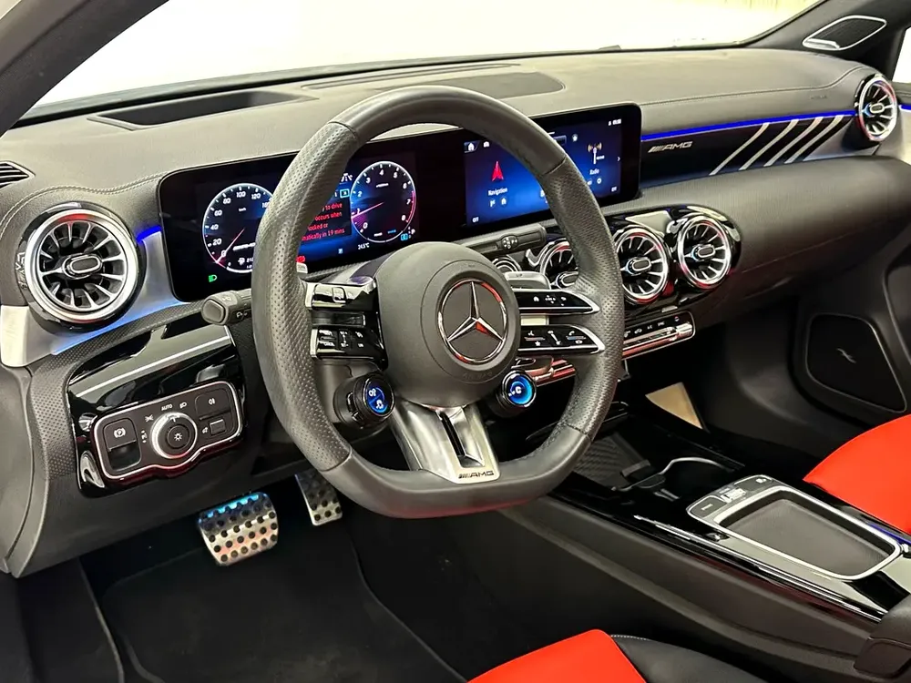 MERCEDES-BENZ A35-( AMG ENGINE) 5000KM-only 2024-UNDER WARRANTY  SERVICE-contract till 105000KM - Image 13