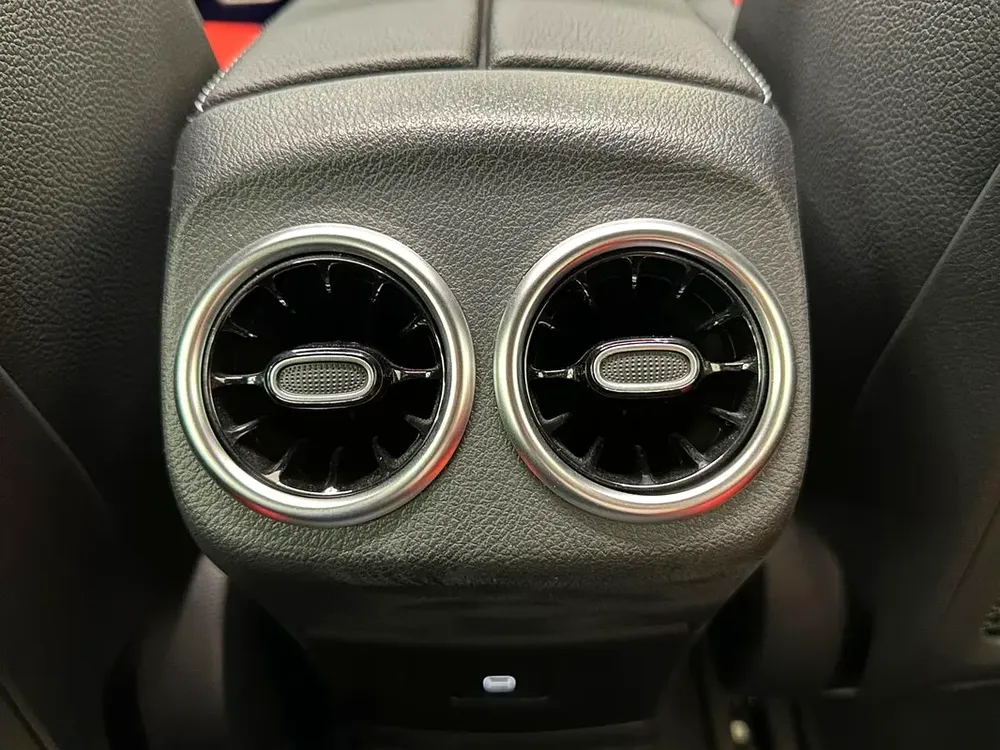 MERCEDES-BENZ A35-( AMG ENGINE) 5000KM-only 2024-UNDER WARRANTY  SERVICE-contract till 105000KM - Image 18