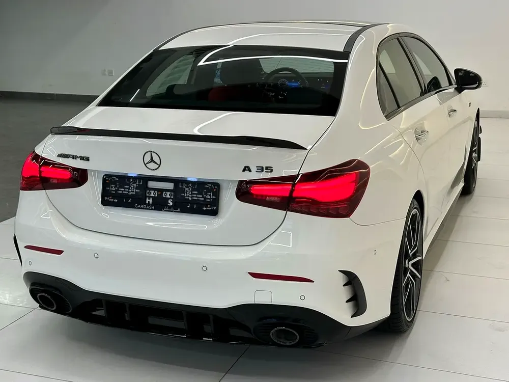 MERCEDES-BENZ A35-( AMG ENGINE) 5000KM-only 2024-UNDER WARRANTY  SERVICE-contract till 105000KM - Image 5