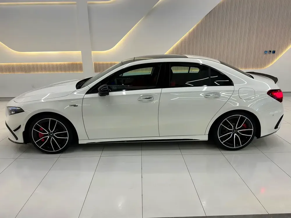 MERCEDES-BENZ A35-( AMG ENGINE) 5000KM-only 2024-UNDER WARRANTY  SERVICE-contract till 105000KM - Image 9