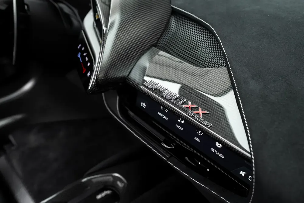 2025 FERRARI SF90 XX SPIDER | MAIN DEALER SERVICE | FULL CARBON - Image 11