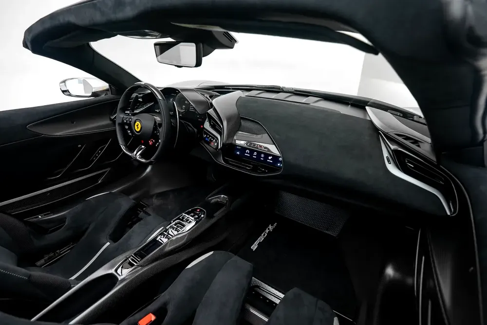 2025 FERRARI SF90 XX SPIDER | MAIN DEALER SERVICE | FULL CARBON - Image 13