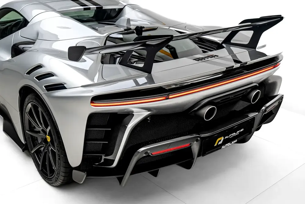 2025 FERRARI SF90 XX SPIDER | MAIN DEALER SERVICE | FULL CARBON - Image 8