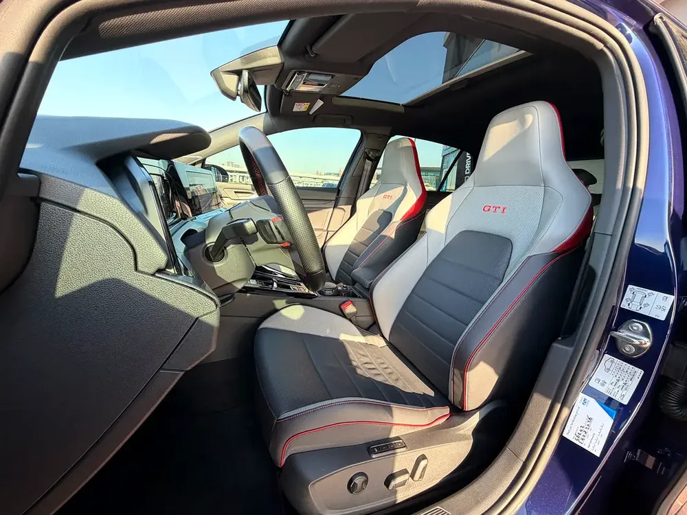 Stunning GTI With Full service History - Image 6