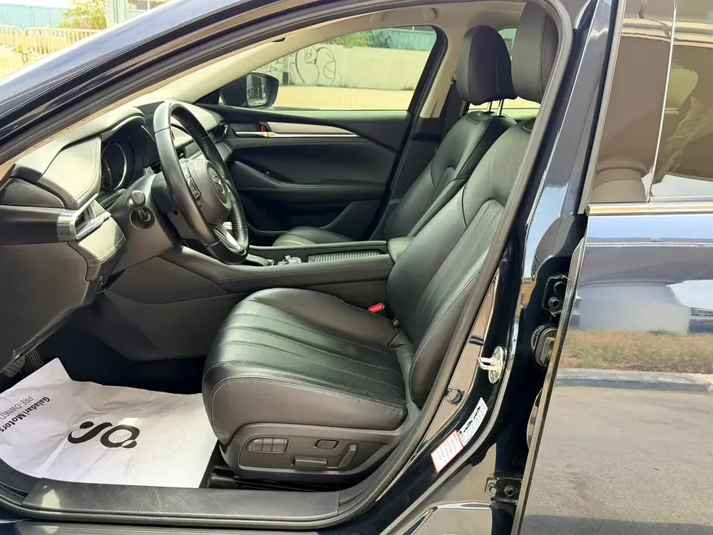 UNDER SERVICE CONTRACT & WARRANTY TIL OCT. 2029 OR 160K KM.-0% DP-FINANCE 5 YEARS - Image 9
