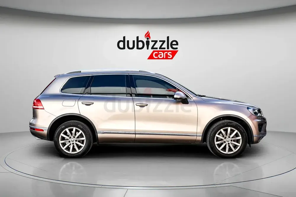 AED 684/month | 2018 Volkswagen Touareg SE | GCC Specs | Ref#404205 - Image 4